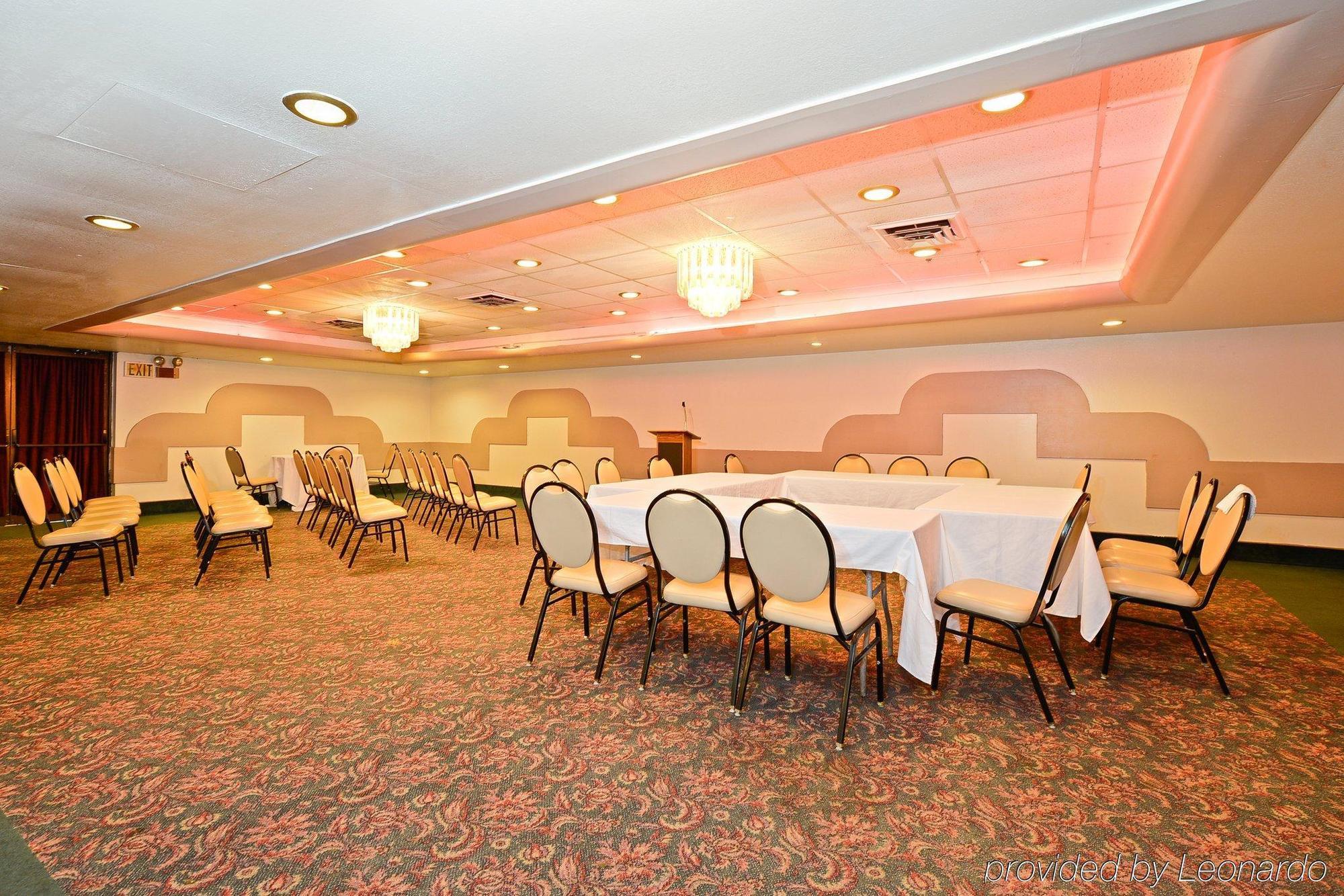Howard Johnson By Wyndham Saint Joseph Benton Harbor Obchodní fotografie
