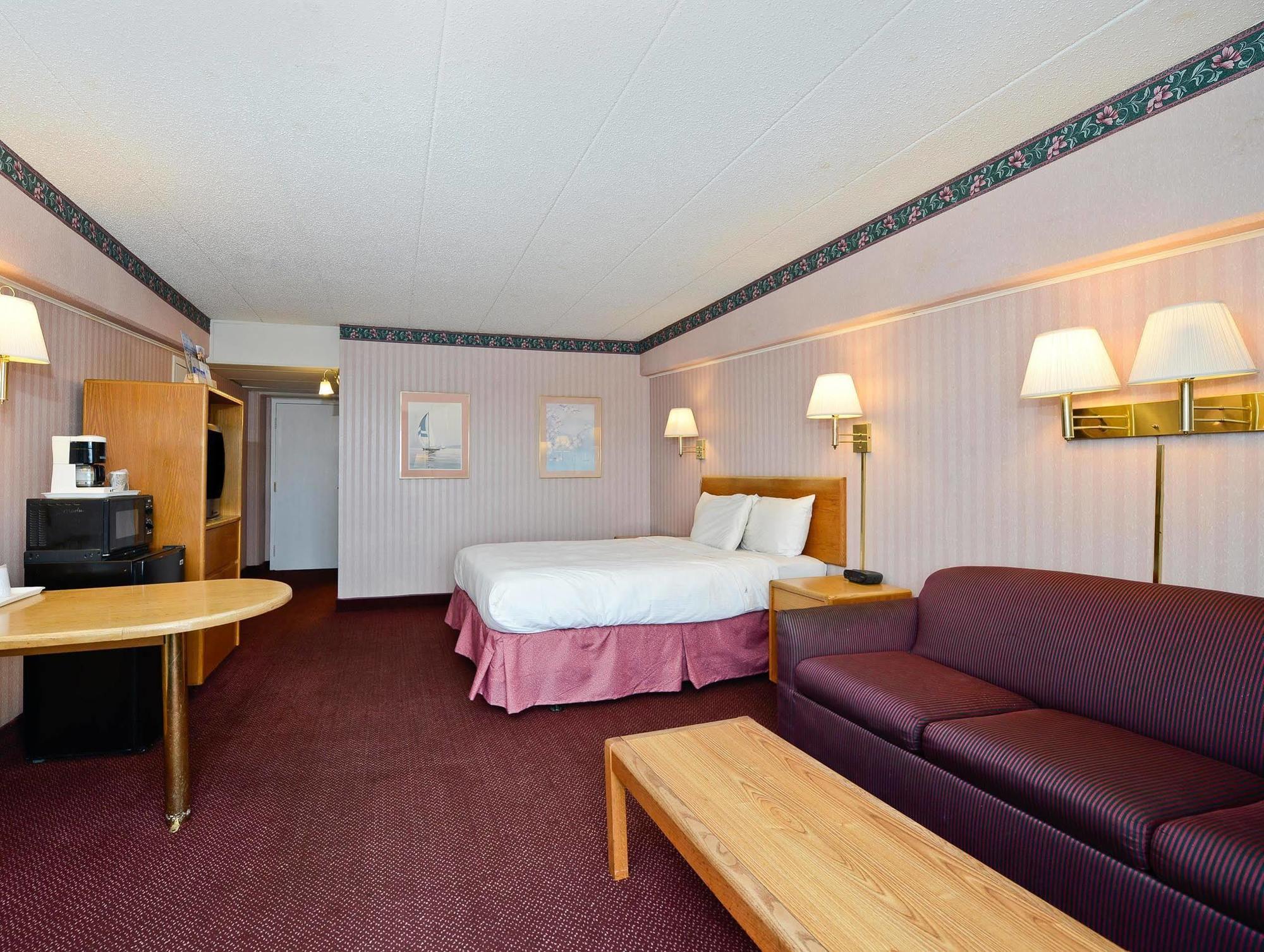 Howard Johnson By Wyndham Saint Joseph Benton Harbor Exteriér fotografie